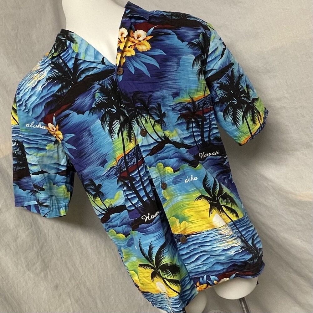 Royal Creations Hawaiian Tiki Shirt Men’s Made In Hawaii USA Blue Ocean Sz Med